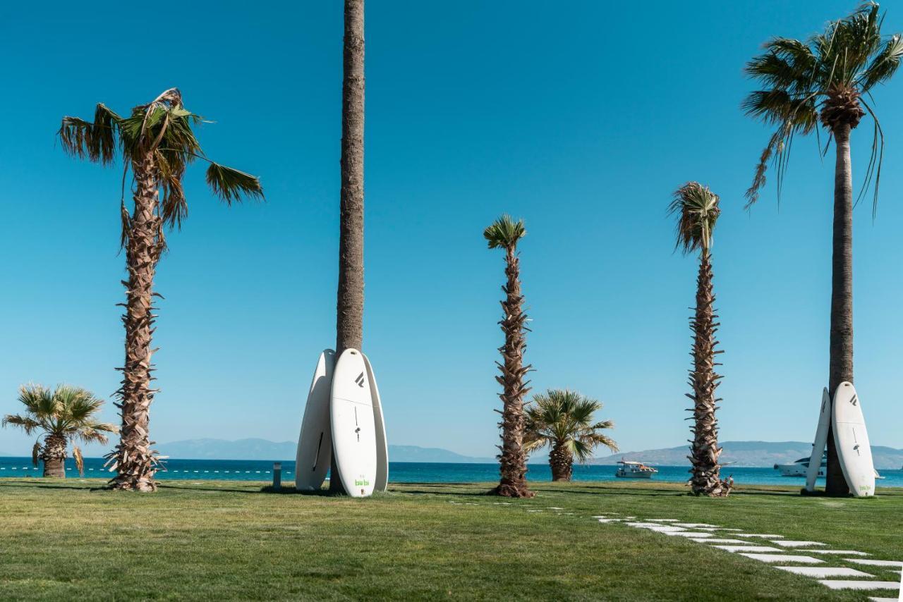Radisson Collection Hotel, Bodrum Akyarlar Εξωτερικό φωτογραφία Palm trees in the city